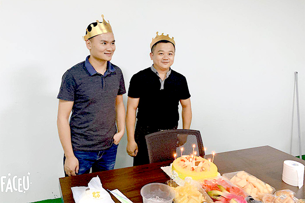 【v88体育】浓情时光,情系员工 7月生日趴 【v88体育】浓情时光,情系员工 7月生日趴